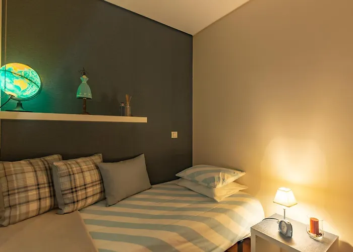 Francos Relaxing By The Metro דירה *