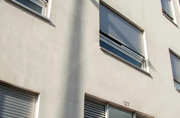 Francos Relaxing By The Metro דירה *